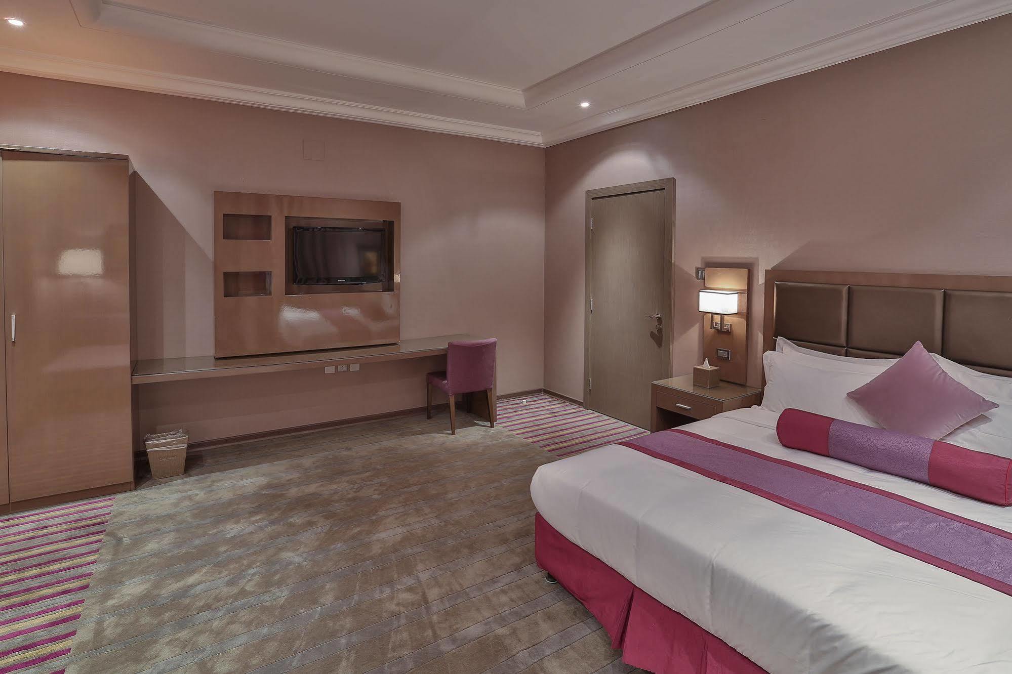 Park House Aparthotel Riade Exterior foto